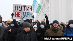 Уртада кара киемнән Урал Байбулатов