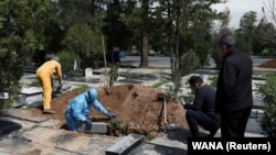 به‌خاک‌سپاری عبدالله سید احمدی‌ زاویه، سردبیر شیفت بامدادی خبرگزاری فارس