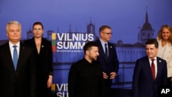 Președintele României, Nicușor Dan, și cel al Ucrainei, Volodimir Zelenski, se întâlnesc luni, 2 iunie, pentru prima dată, la summitul B9 de la Vilnius, Lituania.