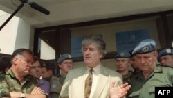 Ratna fotografija haških optuženika Ratka Mladića i Radovana Karadžića na Palama, avgusta 1993. 
