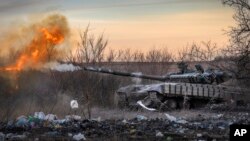 Ukrainian forces are struggling as Russian troops are intensifying their efforts to capture the Donestk city of Chasiv Yar. (file photo)