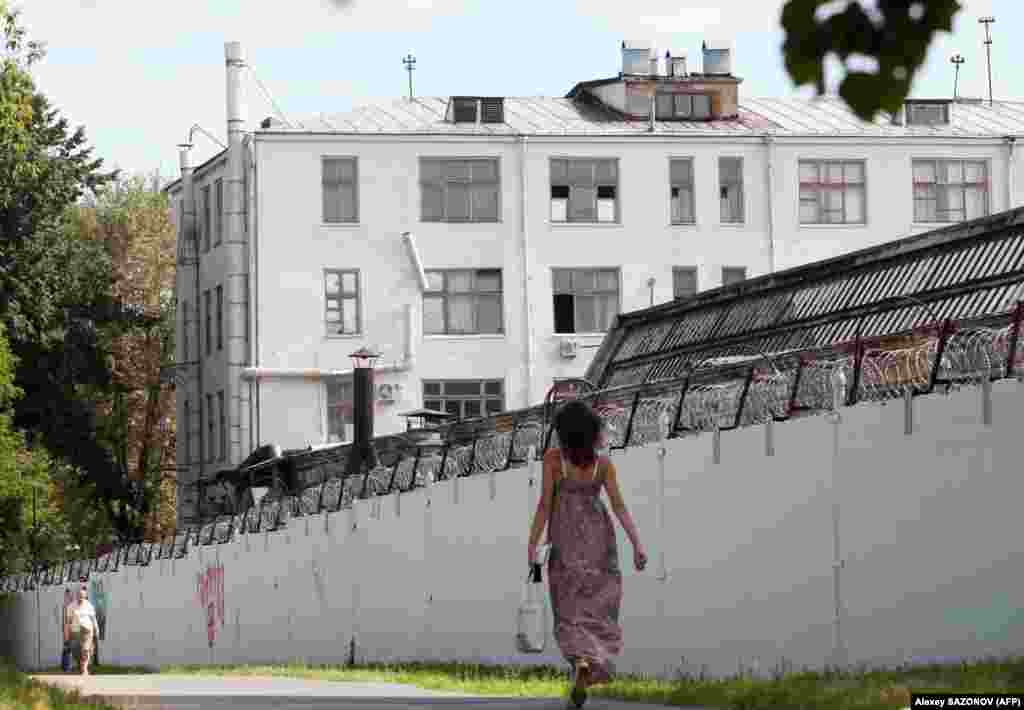 The barbed-wire walls of the Lefortovo prison in Moscow on July 8, 2010, where Sutyagin was being held.