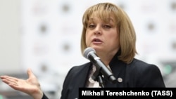 Russian Central Election Commission chief Ella Pamfilova speaks at a meeting of the Central Election Commission in Moscow on December 18.