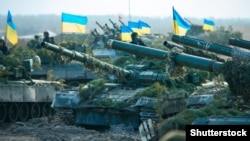 Курс базової загальновійськової підготовки (БЗВП), який із 1 вересня стане обов’язковим для студентів вищих навчальних закладів, передбачає 300 академічних годин