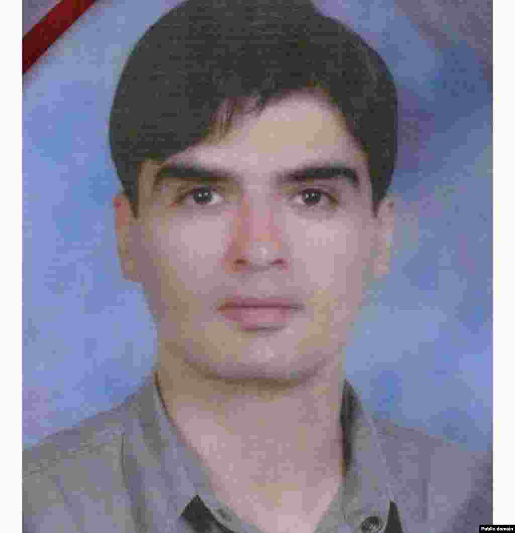 Ardeshir Hosseinpur (1962-2007) Hosseinpur was a physics professor and electromagnetism expert. He died in Isfahan in January 2007 under mysterious circumstances. Some reports said he was “gassed,” while others claimed he was killed by radiation poisoning. Although many people suspected Israeli involvement in his death, his sister later claimed he was killed by Iran's Islamic Revolutionary Guards Corps after refusing to help Iran develop nuclear weapons. 