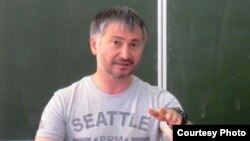 Әхмәт Ярлыкапов