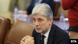 Neno Dimov is charged with deliberate mismanagement.
