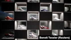 2023 жылы Өзбекстанның Әндіжан облысында Nike кроссовкаларын шығаратын кәсіпорын жұмысын бастаған