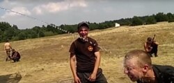 Кадр із документального фільму WarNote Романа Любого