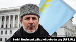 Lenur İslâmov, Ukrayına silâlı quvetlerindeki territorial mudafaanıñ 251-inci batalyonınıñ komandanı