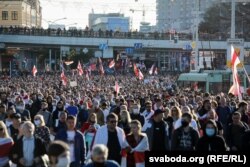 Protesters march in Minsk on September 20.