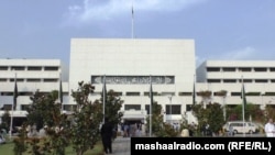 د پاکستان د قامي اسمبلۍ ودانۍ - انځور له ارشیفه