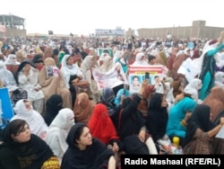 د پېښور جلسې ګډونوال