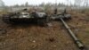 "Армии 23 февраля уже нет". Стратегии войны Украины и России