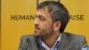 Журналист, "Яблоко" партин цIарх Оьрсийчоьнан пачхьалкхан Думе кандидат Дудуев Iабдулла.