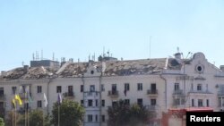 «На даху одного з будинків розгорілася пожежа. Рятувальники ДСНС оперативно загасили вогонь», – Ігор Клименко