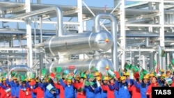 The opening ceremony of a Chinese-bound pipeline in Samandepe, Turkmenistan.