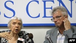 Activists Lyudmila Alekseyeva (left) and Eduard Limonov at a press conference in Moscow in August