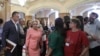 Viorica Dăncilă are de înfruntat opoziția mai multor senatori PSD, care sunt nemulțumiți de susținerea lui Teodor Meleșcanu în fruntea Senatului