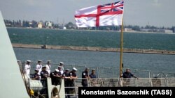 Команда HMS Defender на борту корабля, Одеса, 18 червня 2021