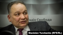 Ескендер Барієв 