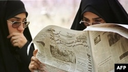 در کرج و ورامين به طور همزمان دستکم ۱۴ زن کشته شده اند. (عکس از AFP)
