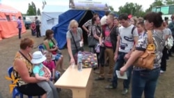 More Ukraine Refugees Cross Into Russia