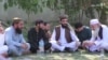 افغانان وايي له کاروبارونو ټولولو پرته پاکستان نه شي پرېښودای
