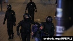 Riot police detaining protesters on September 23 in downtown Minsk after Lukashenka's inauguration.