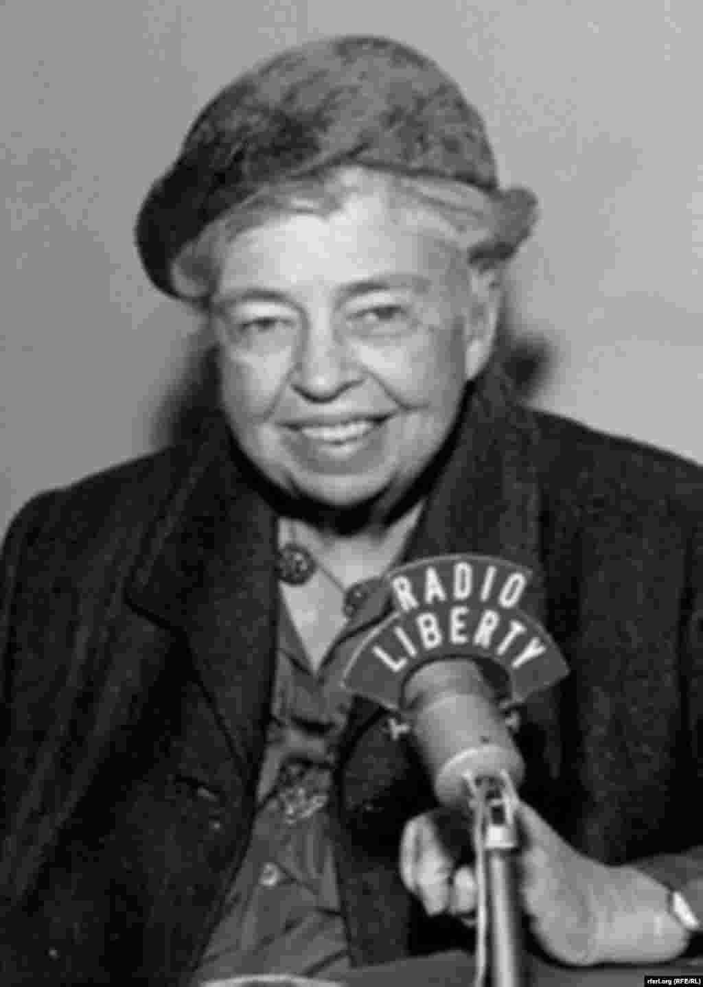 Former U.S. first lady and human rights champion Eleanor Roosevelt sits down for an interview with Radio Liberty in the late 1950s.