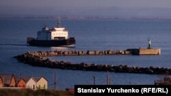 Пором на Керченській переправі, архівне фото